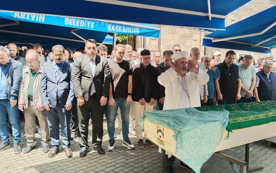 Fatma Polat Artvin'de Defnedildi