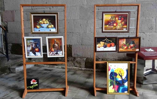Erzurum'da 'Yaşayan değerlerin sanat yolculuğu' sergisine yoğun ilgi