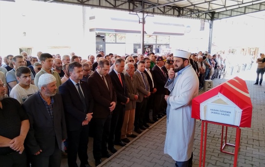 Kıbrıs Gazisi Hasan Özdemir Son Yolculuğuna Uğurlandı