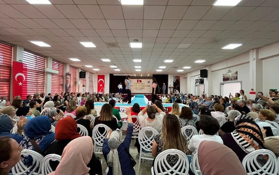 Kırklareli'nde Yıl Sonu Kıyafet Defilesi