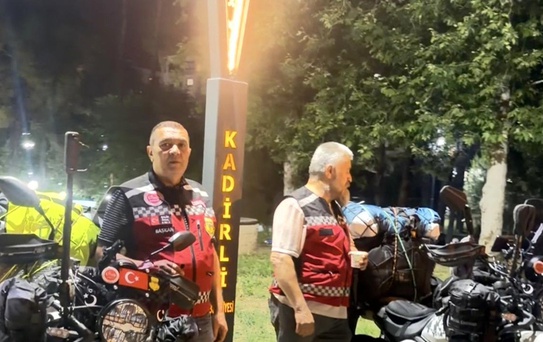 Motosikletle 15 Bin Kilometreye Çıkıyorlar