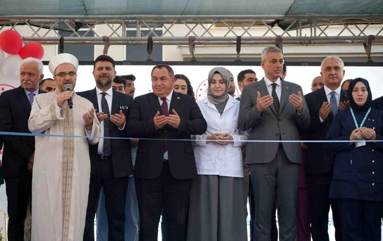 Sağlık Bakanı Memişoğlu: Türkiye sağlıkta dünyanın en iyilerinden