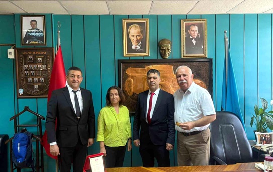 Şehit eşine hürmet eden otobüs şoförü ödüllendirildi
