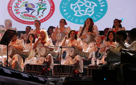 Kiraz Festivali'nde Ritmik Eğlence