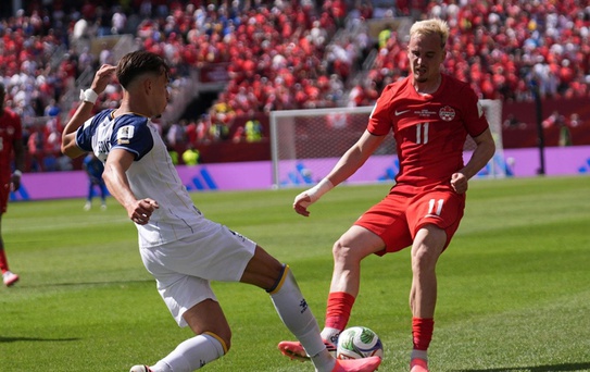 Dzekolu Bosna Hersek'in galibiyet hayallerini eski Beşiktaşlı Larin yıktı