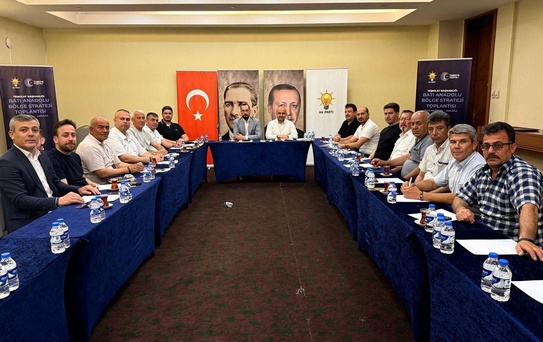 AK Parti Eskişehir Başkanlığı Strateji Toplantısı Düzenledi
