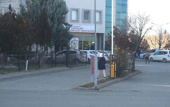 Siirt'te Bebek Merdivenden Düştü, Hayatını Kaybetti