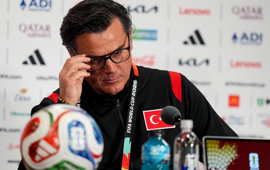 Montella, Avustralya maçına saatler kala kötü haberi verdi