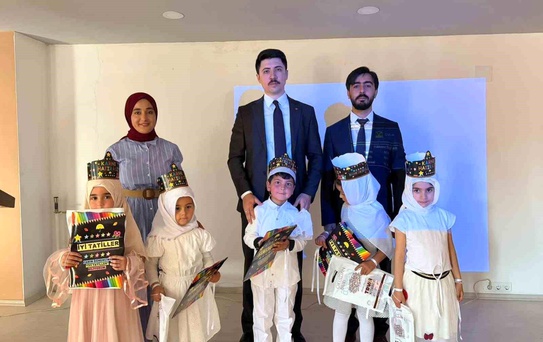 Kaymakam Kahraman'dan Kur'an Kursu Öğrencilerine Destek