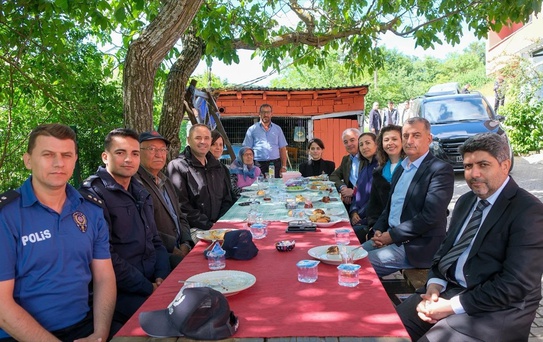 Vali Turan, Şehit Anıl Yalap'ın Ailesini Ziyaret Etti