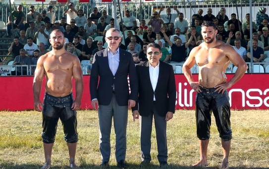 18. Sekapark Altınkemer Yağlı Güreşleri'nde başpehlivan Feyzullah Aktürk oldu