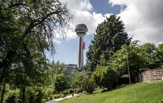 Atakule, Milli Takıma Destek İçin Forma Astı