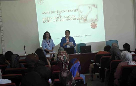 Elazığ'da Anne Sütü Eğitimi