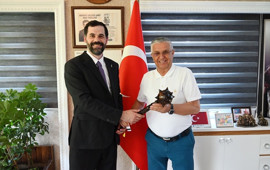 Ukrayna Başkonsolosu Kemer'de
