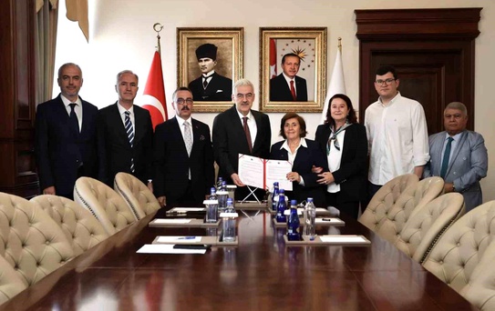 İnegöl'e 7 birimli yeni aile sağlığı merkezi için protokol imzalandı
