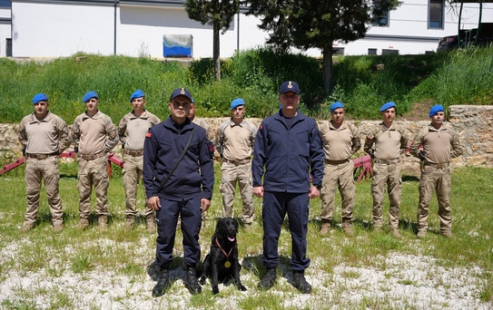 İz Takip Köpeği Becet Emekli Oldu
