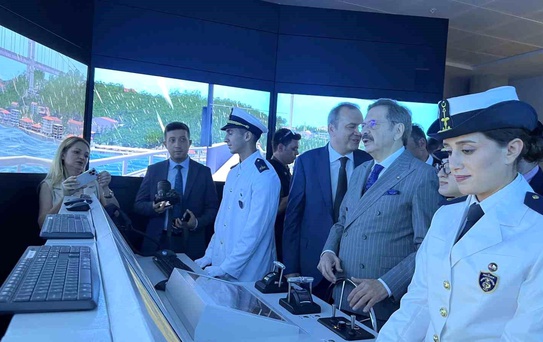 Mersin'de Denizcilik Fakültesi binası hizmete açıldı