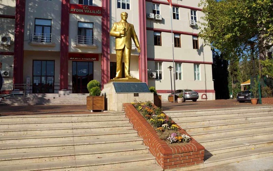 Aydın'da vali yardımcısı ve kaymakam değişikliği