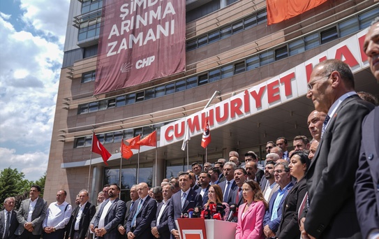 CHP'den Olağanüstü Kurultay Talebi