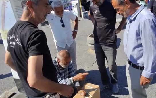 Galata Köprüsü'nde Kumar Operasyonu