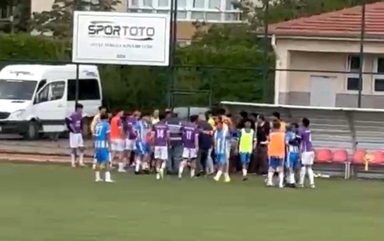 Kayseri'de Maç Hakeme Saldırıyla Yarıda Kaldı