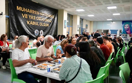 Muharrem ayının ilk orucu Kartal Cemevi'nde açıldı