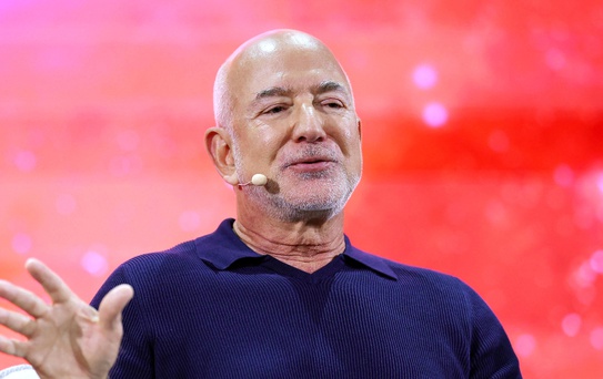 Bezos: Yapay Zeka İstihdam Artıracak
