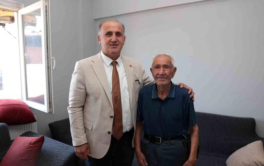 Başkan Kaya'dan şehit babalarına Babalar Günü ziyareti