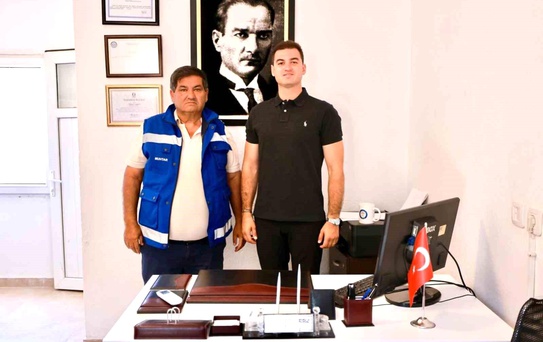 Başkan Mandalinci Türkbükü'nde esnaf ve vatandaşla buluştu