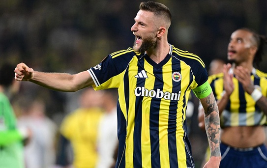 Bir saniye bile düşünmemiş! Skriniar'dan Fenerbahçelileri mest eden hareket