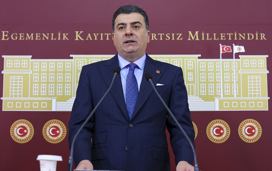 CHP'de Kurultay Tartışmaları Devam Ediyor