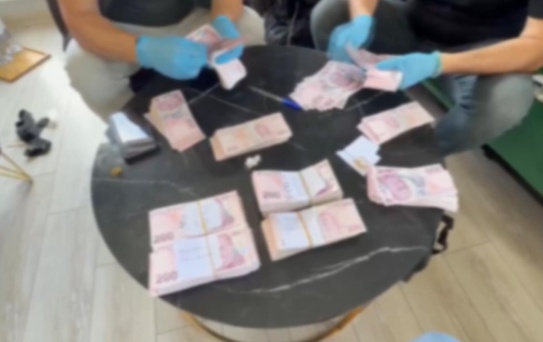 İstanbul'da Uyuşturucu Operasyonu: 4 Gözaltı