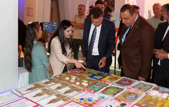 Narman'da en özel sergi açıldı