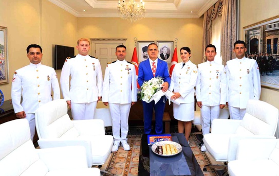 Sahil Güvenlik'in 44. yılında Vali'ye ziyaret