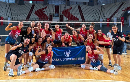Yaşar Üniversitesi Kadın Voleybol Takımı Şampiyon!