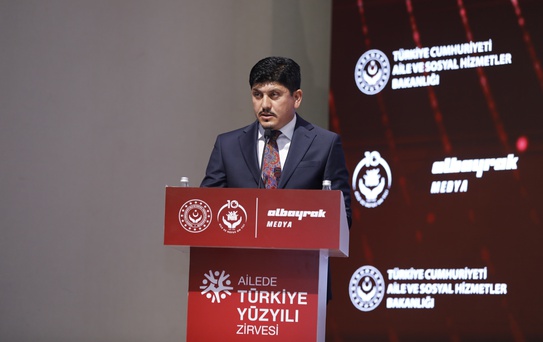 Aile ve Sosyal Hizmetler Bakanı Göktaş, 'Ailede Türkiye Yüzyılı Zirvesi'nde konuştu