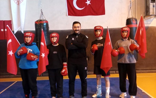 Bayburtlu Boksörler Türkiye Finallerine Hazırlanıyor