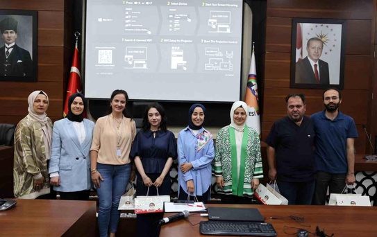 Uzmanlardan kadınlara 'erken teşhis, sağlıklı beslenme ve egzersiz' uyarısı