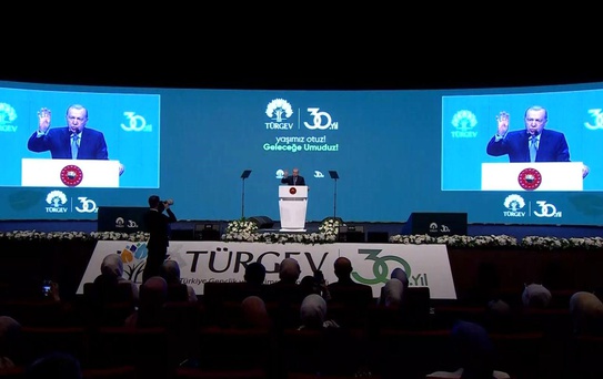 Erdoğan: Akışa yön veren gençlik yetiştireceğiz