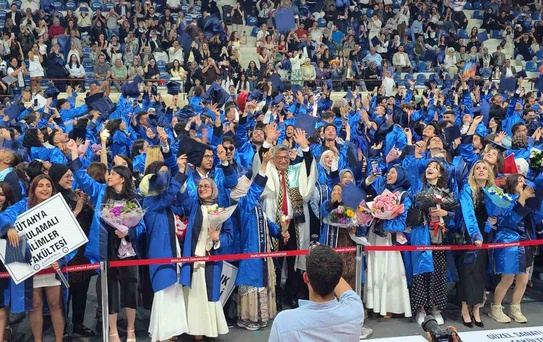 DPÜ'de 4 bin 298 öğrenci mezun oldu