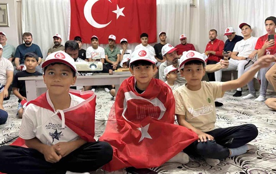 Osmaniye'de Sabah Namazı ve Dünya Kupası Coşkusu