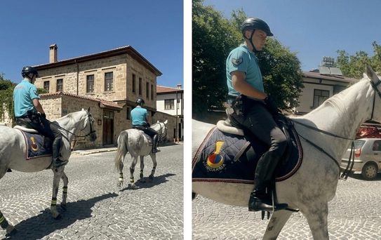 Elazığ'da Atlı Jandarma Harput'ta Görevde