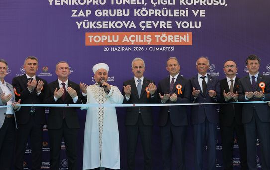 Hakkari'ye Dev Yatırım: Yeniköprü Tüneli ve Yollar Açıldı