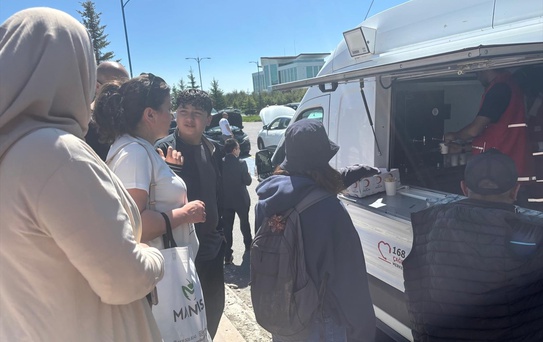 Kızılay'dan YKS'ye Moralli Destek