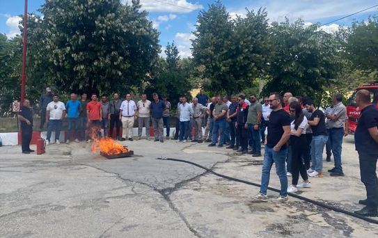 Şehit babasına Babalar Günü ziyareti