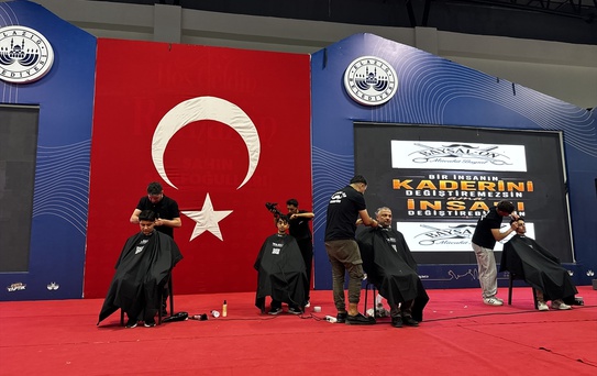Elazığ'da Uluslararası Kuaförler Şampiyonası