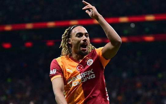 Sacha Boey'in hayalleri suya düştü! Galatasaray'dan karar