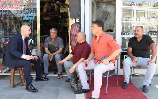 Kaymakam Çakal Esnafı Ziyaret Etti