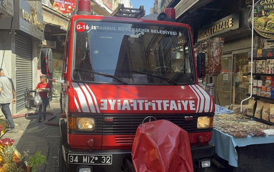 Fatih'te Tekstil Atölyesinde Yangın