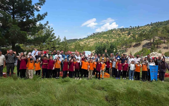 Pozantı'da doğaya 300 kınalı keklik salındı